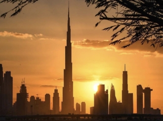  Dubai’s 2025 Solar Energy Push: A Bold Leap Toward a Renewable Future