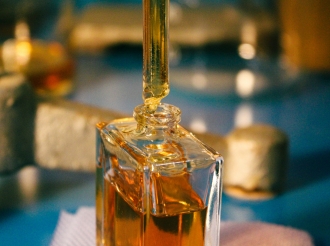 The Art of Perfumery: Dubai’s Scented Legacy