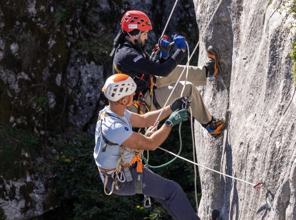 MBRSC Astronaut Mohammad AlMulla Completes ESA’s CAVES Training Program