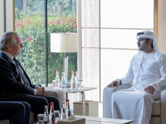 Maktoum bin Mohammed Receives Deutsche Bank Chairman