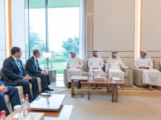 Dubai’s Financial Bridge: Maktoum bin Mohammed Meets with Brookfield CEO Bruce Flatt